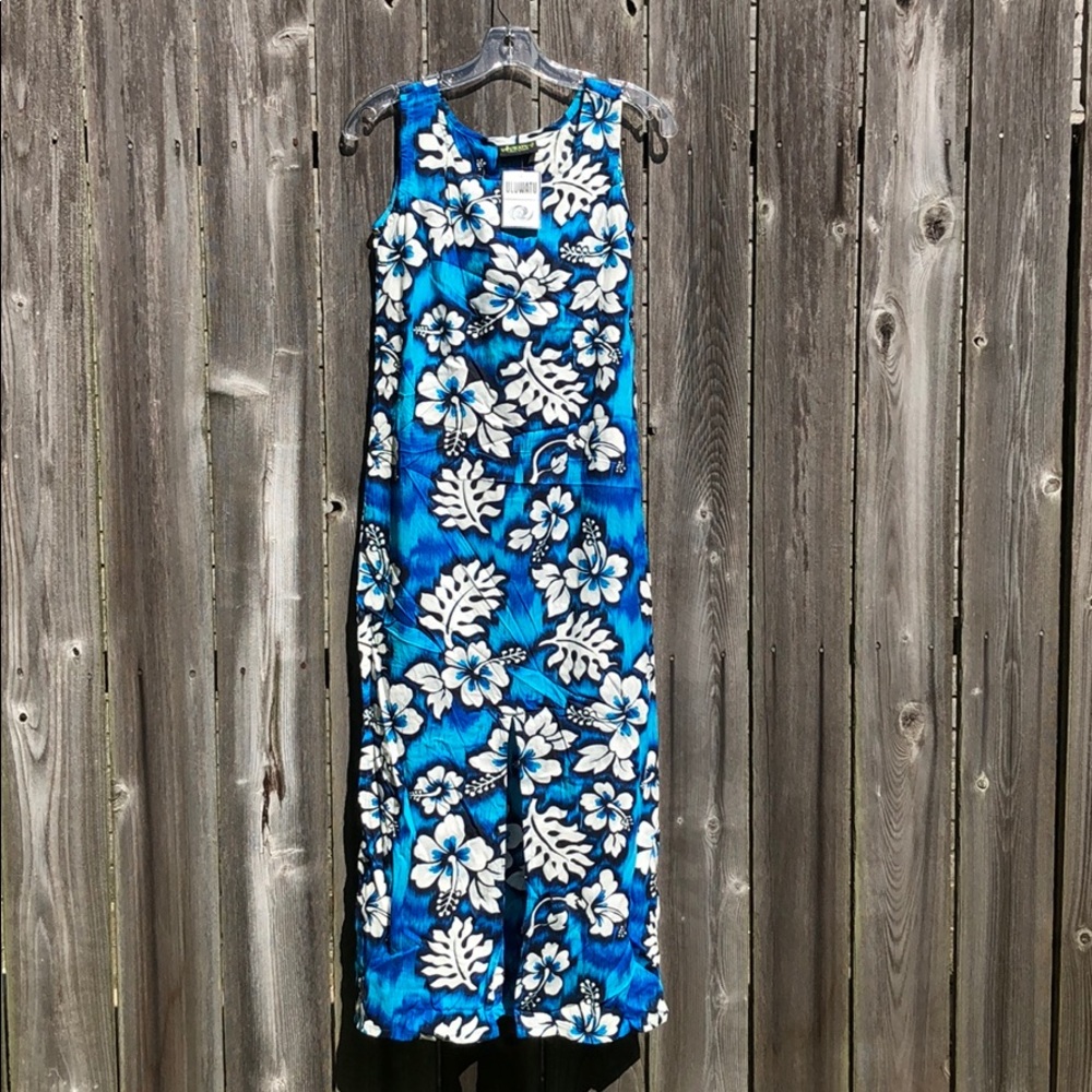 Uluwatu Vintage Hawaiian Maxi Dress
